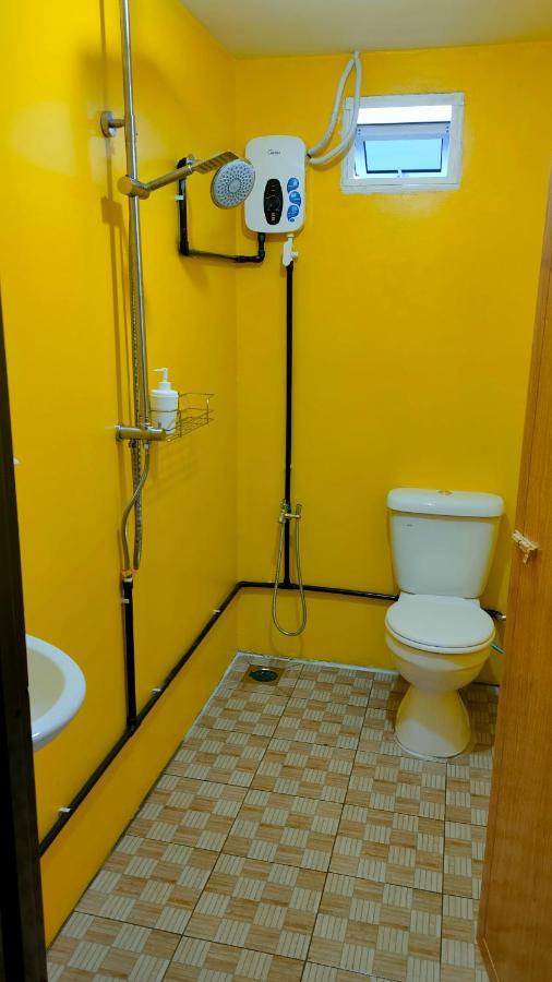 Aleesa Roomstay Pasir Puteh Exteriér fotografie