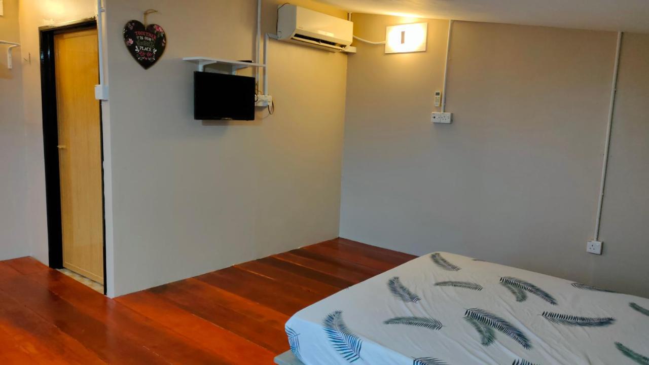 Aleesa Roomstay Pasir Puteh Exteriér fotografie