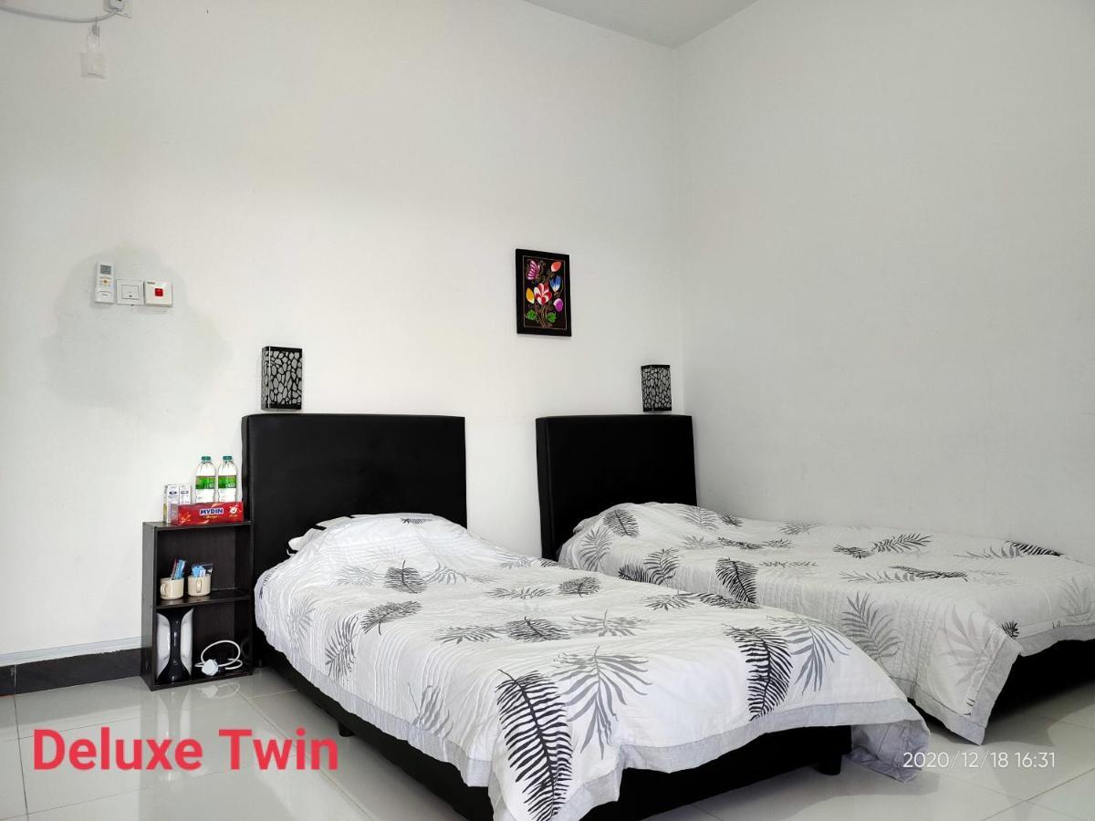 Aleesa Roomstay Pasir Puteh Exteriér fotografie