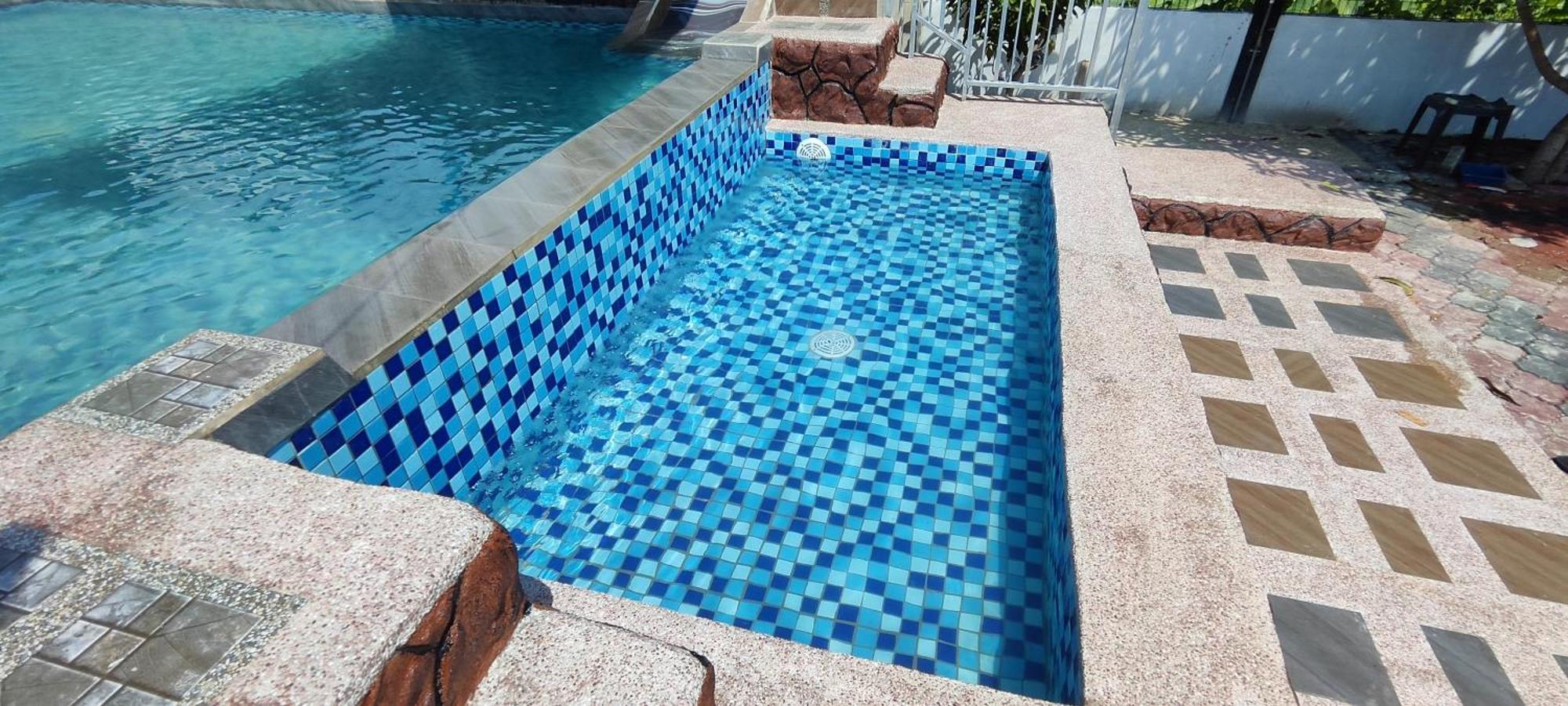 Aleesa Roomstay Pasir Puteh Exteriér fotografie